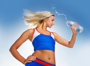 air minum untuk menurunkan berat badan